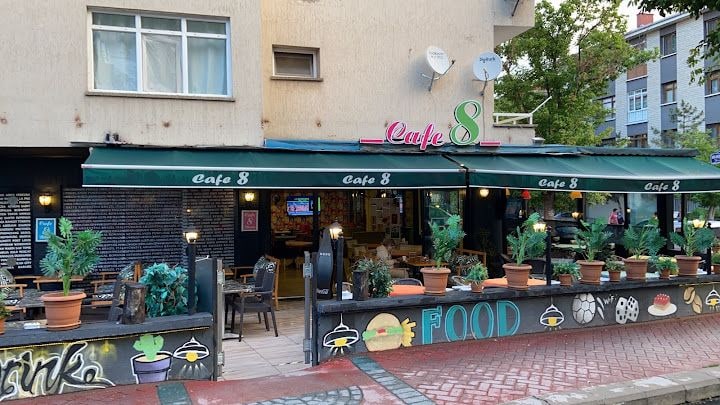 Cafe 8