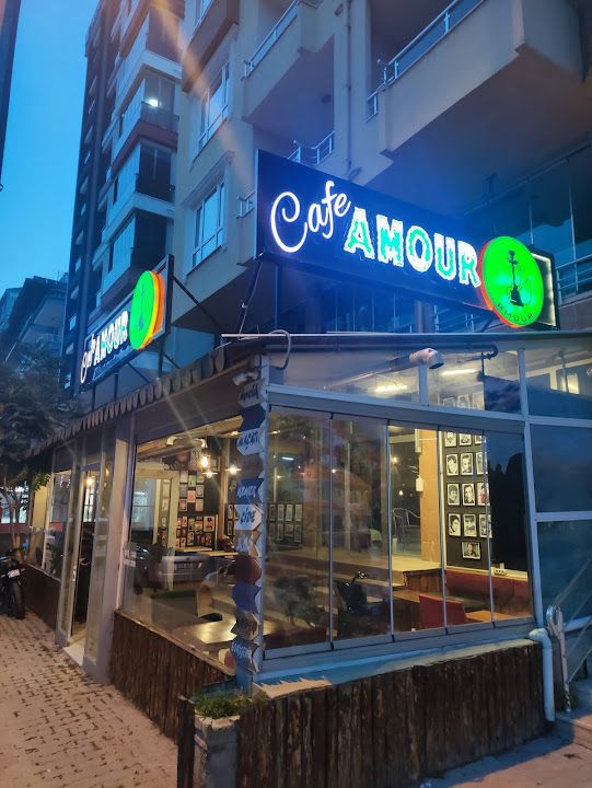 Cafe Amour