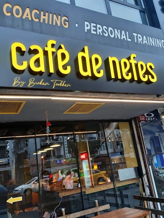 Cafe De Nefes