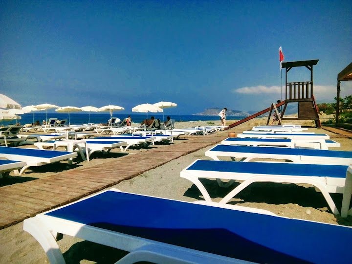 Cafe Ekmek Arası