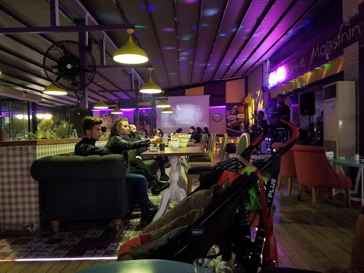 Cafe İn