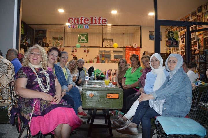 Cafe Life