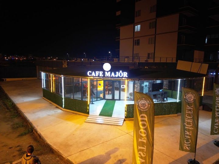 Cafe Majör