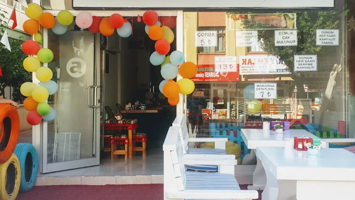 CAFE MİA