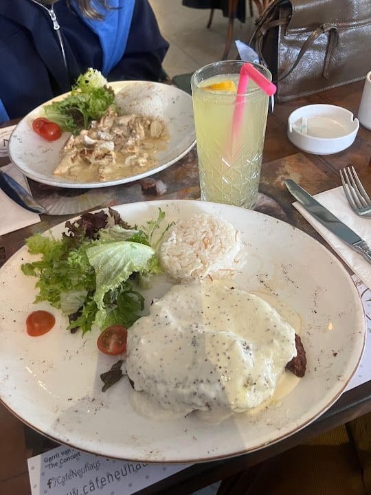 Cafe Neuhaus