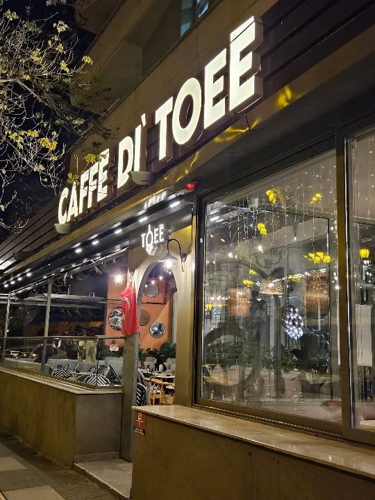 Caffé Di Toeé Bestekar