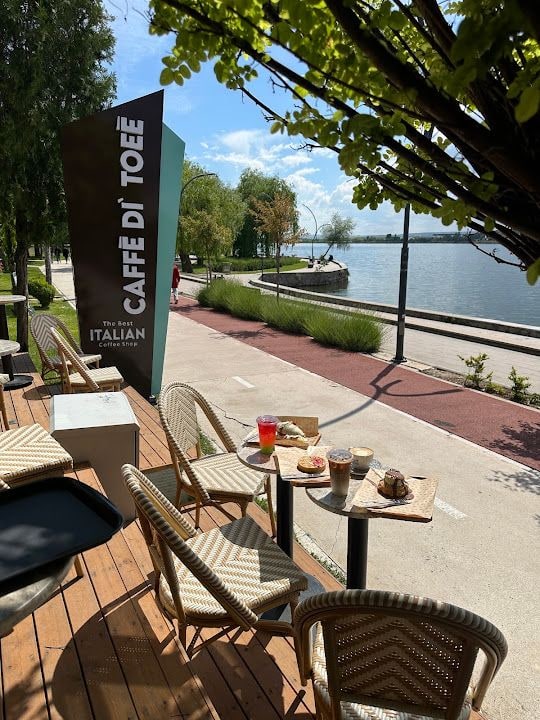 Caffé Di Toeé Mogan Gölü