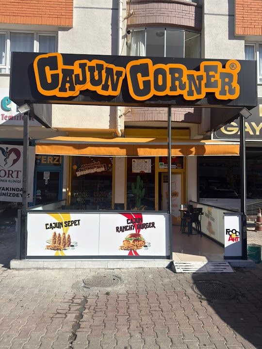 Cajun Corner Mamak