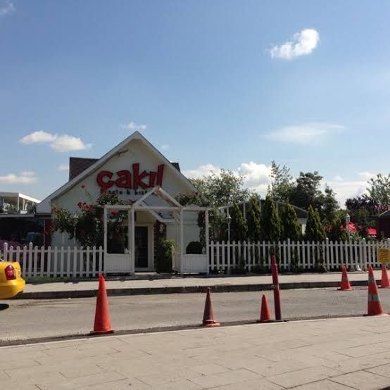 Çakıl Cafe