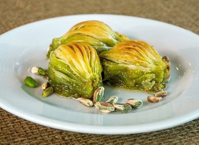 Camuzoğulları Karapürçek