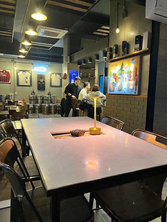 Cape Bar & Pub