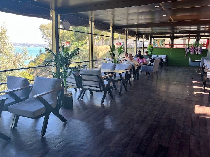 Çardak Cafe & Nargile