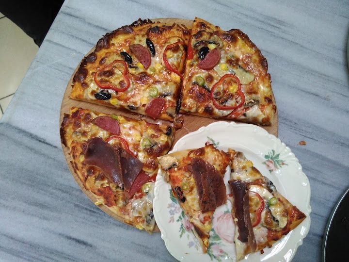 Çardak Simit & Pizza Cafe