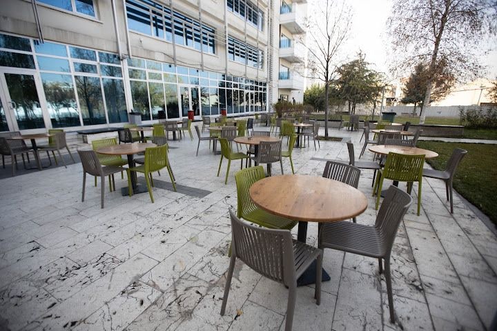 Çatı Açık Büfe