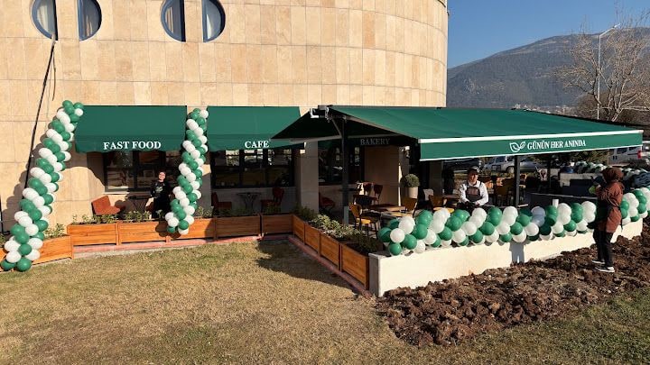 Çaytaze Cafe