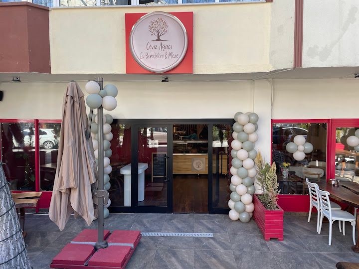 Ceviz Ağacı Ev Yemekleri & Meze & Kahvaltı