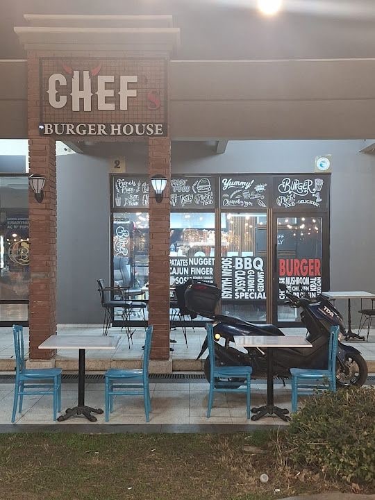 Chef's Burger House Özal