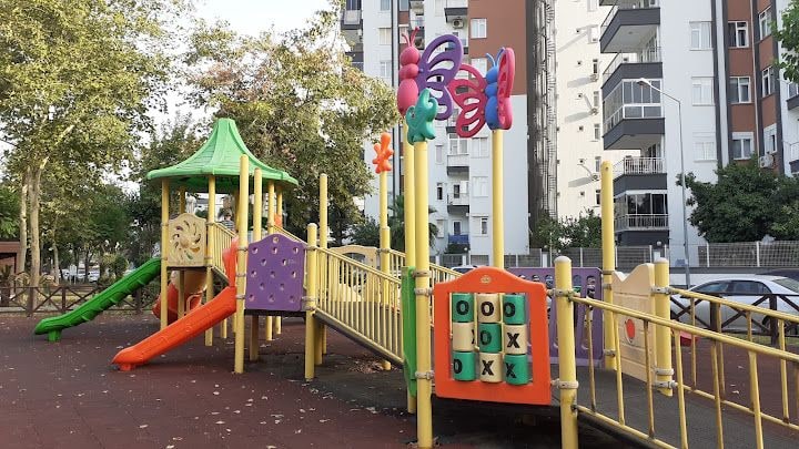 Çift Taraflı Park