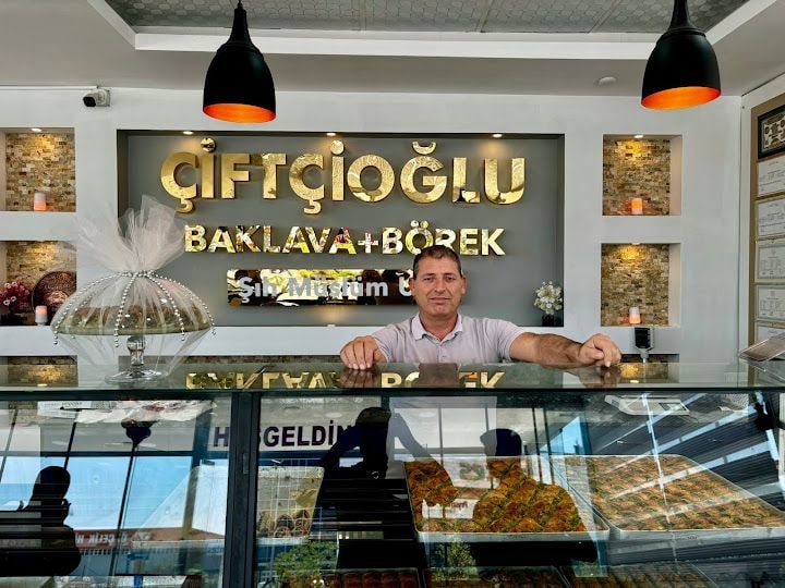 Çiftçioğlu baklava börek