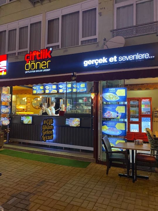 Çiftlik döner