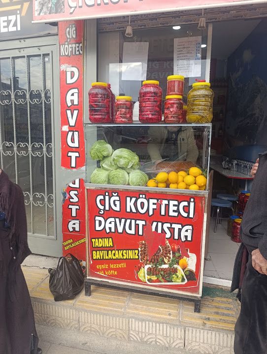 Çiğ Köfteci Davut Usta