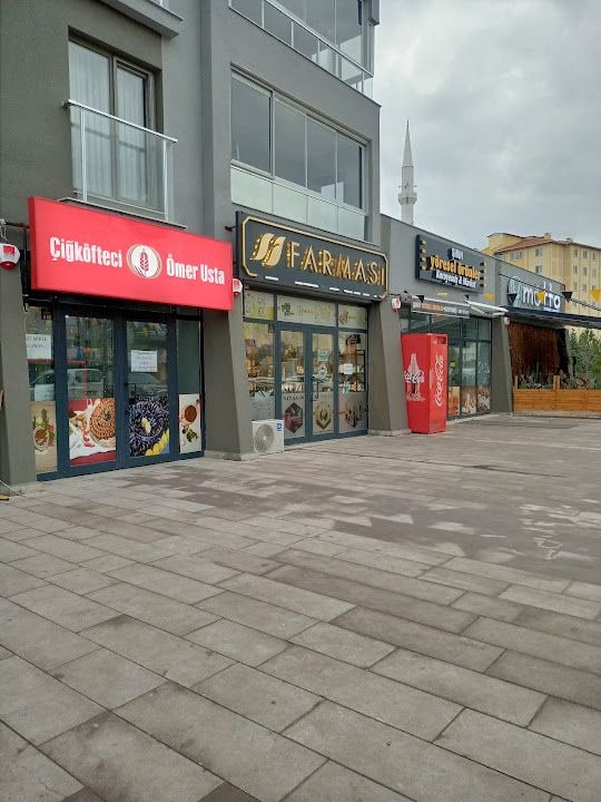 Çiğ köfteci Ömer usta