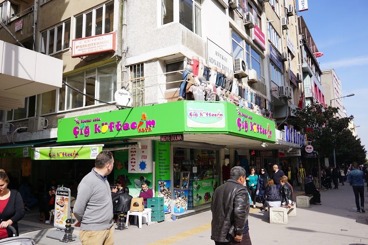 Çiğ Köftecim Asya by Abuzer Usta