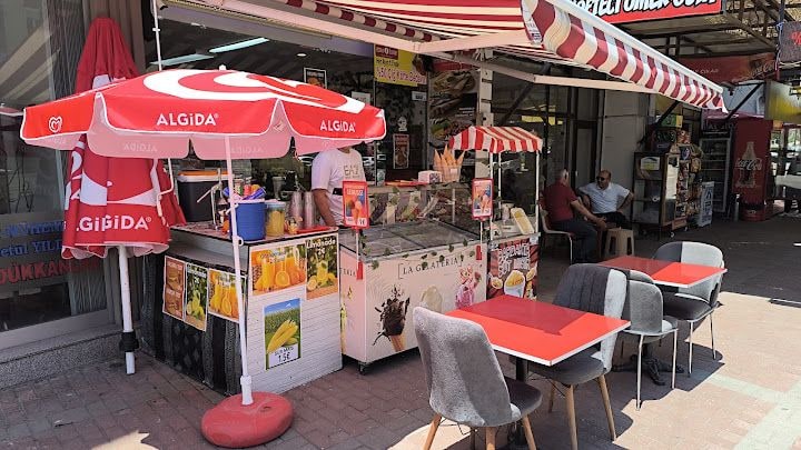 Çiğköfteci Ömer Usta Manavgat
