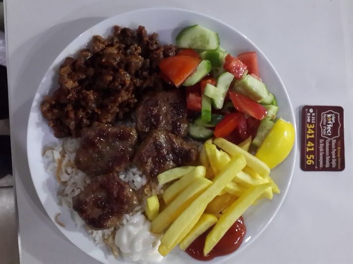Çılgın Köfteci Serdar Şahin