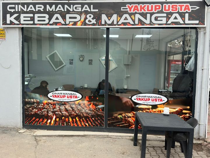 Cinar Mangal Yakup Usta İkizce