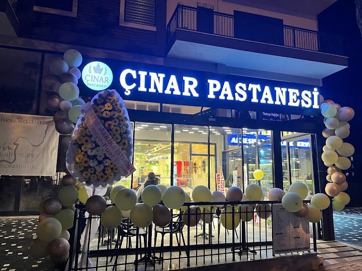 Çınar Pastanesi