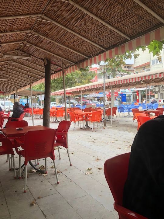 Çınaraltı Çay Bahçesi