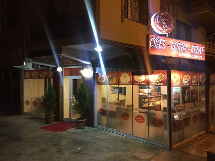 Cızbız Kebap ve çorba