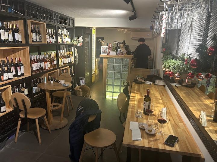 Claudel Wine Zone