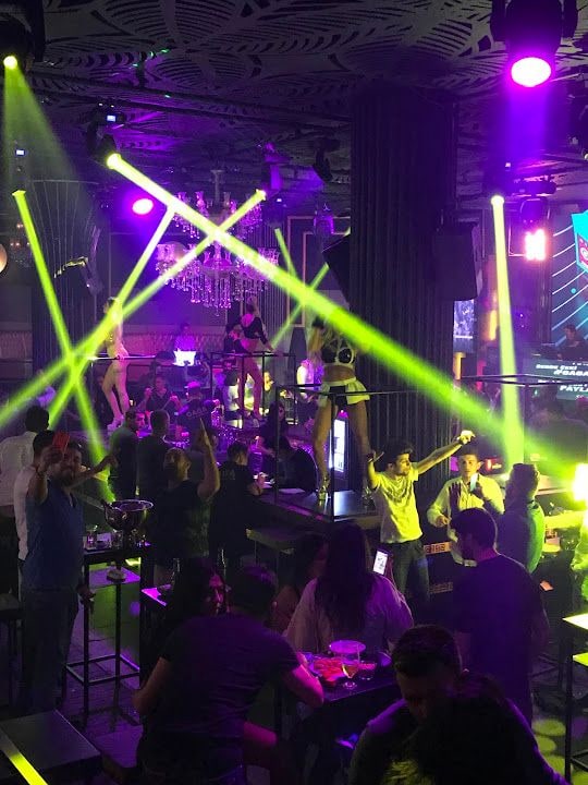 Club Sensation Bar