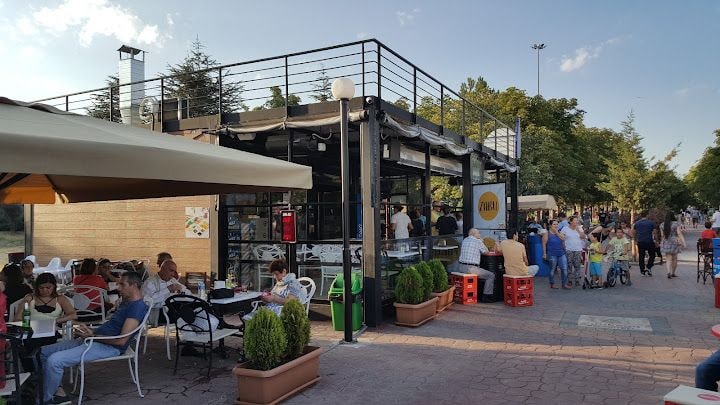 Combo's Cafe