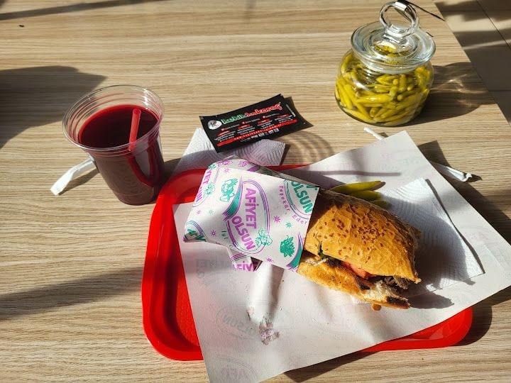 çöp şişçi musti