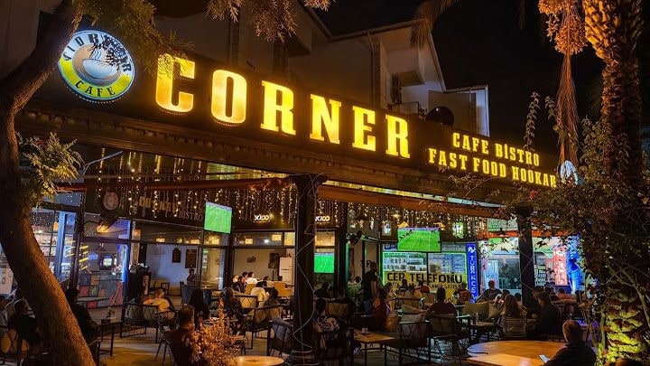 Corner Cafe & Coctail Bar | Kadriye