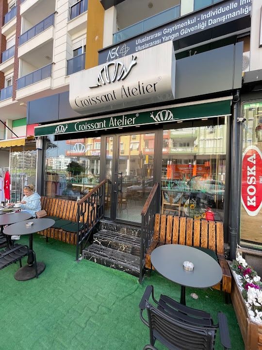 Croissant Atelier - Liman