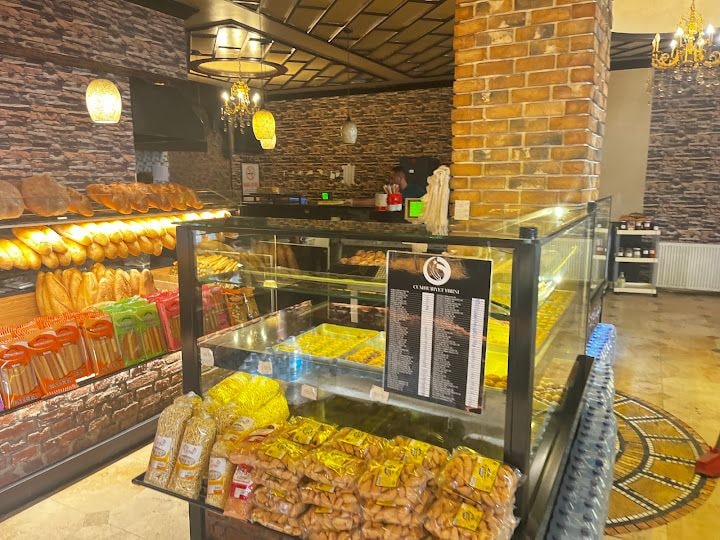 Cumhuriyet Ekmek Ve Pasta Fırını