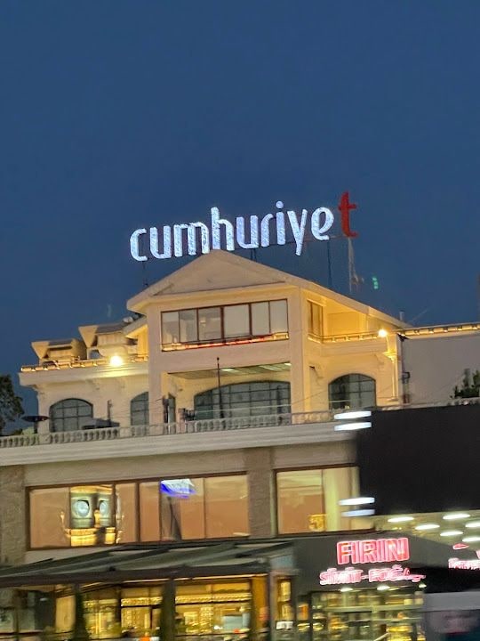 Cumhuriyet Lezzet Dünyası