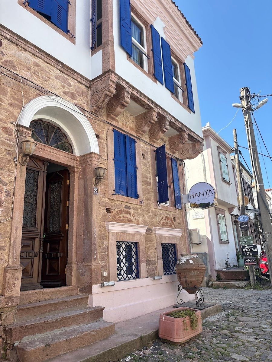 Cunda Hanya Konuk evi & pizza- şarap