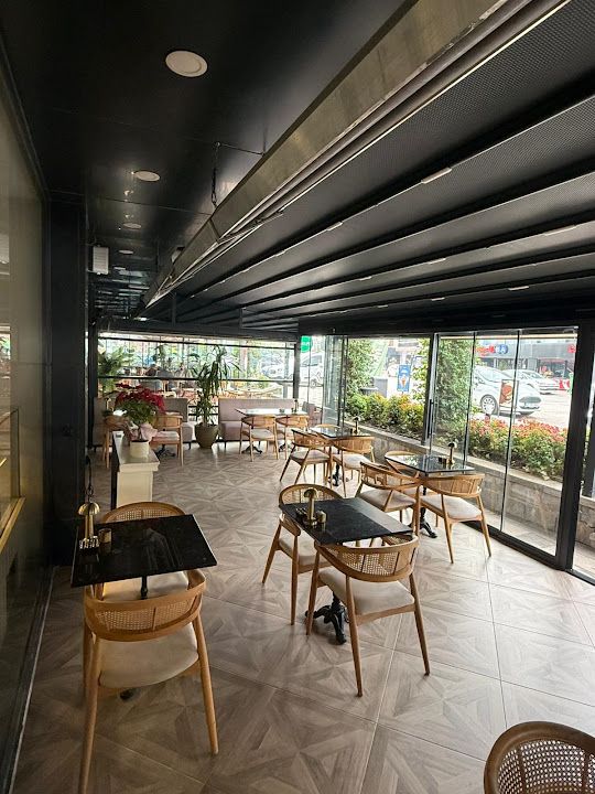 Dark Mountain Cafe