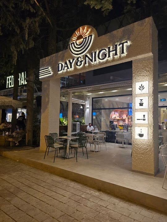 DAY & NIGHT
