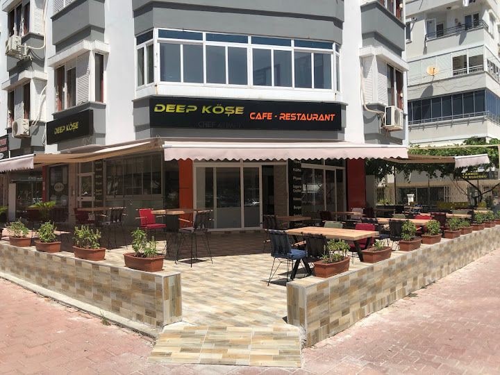 DEEP KÖŞE CAFE RESTAURANT