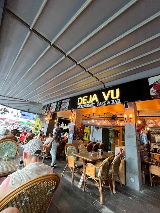 Dejavu Lounge Restaurant Cafe Bar