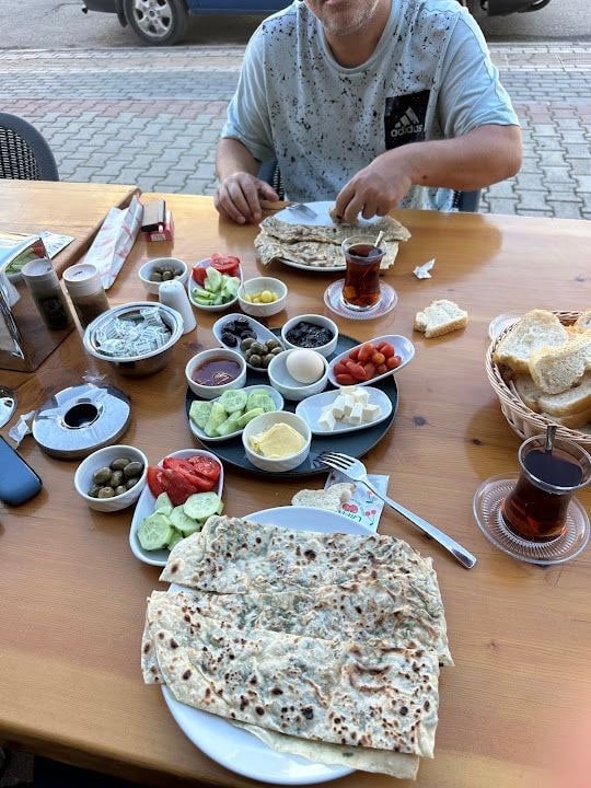 Demir Gözleme Dünyası