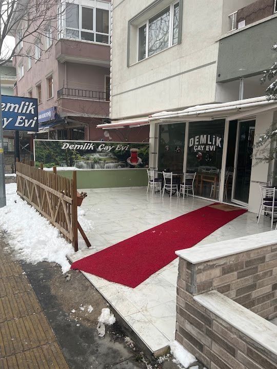 Demlik Çay Evi