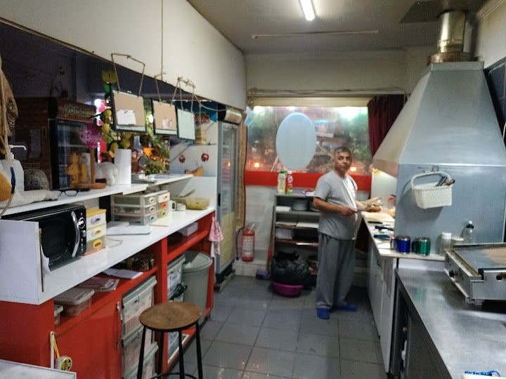 Demre Köfte Baba Kokoreç