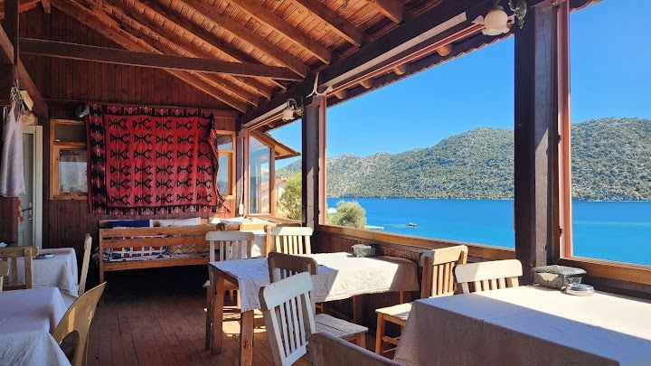 Deniz Cafe